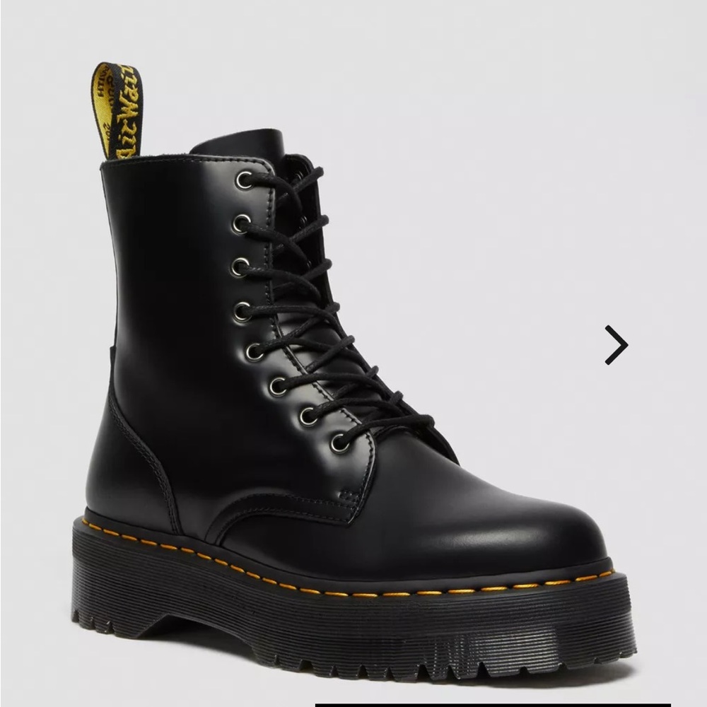 Dr. Martens Men’s Jadon Boot Smooth Leather Platforms